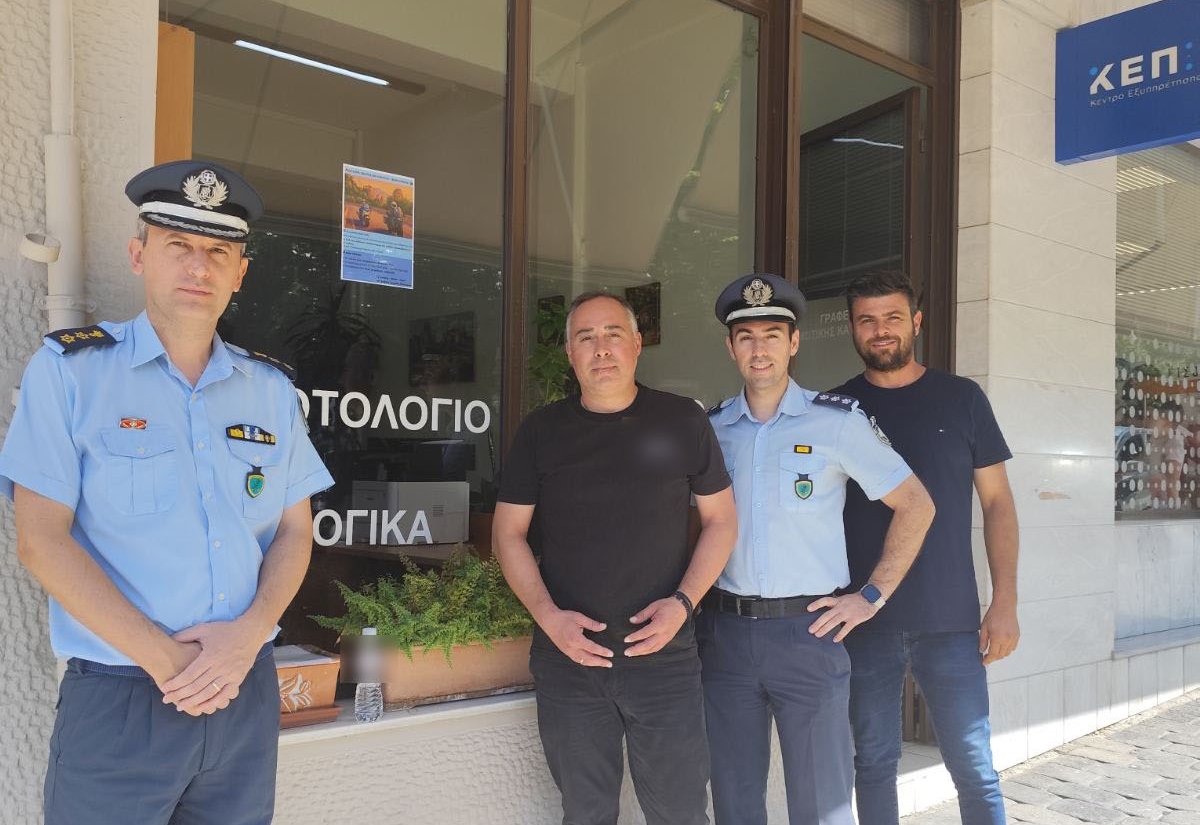 Eνημέρωση για τη χρήση κράνους από το Αστυνομικό Τμήμα Μετεώρων